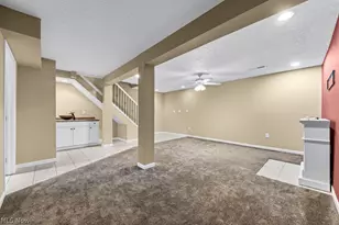 1395 S Azalea Blvd, Barberton, OH 44203 - Photo 34