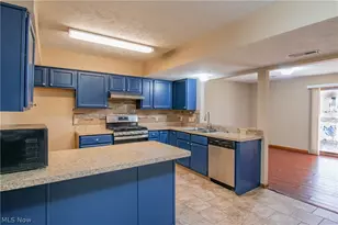5008 Pine Point, Stow, OH 44224 - Photo 6