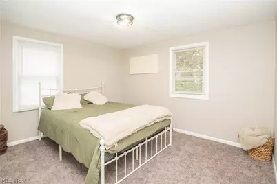 7641 Ravenna Avenue, Louisville, OH 44641 - Photo 28