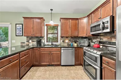 7028 Emerald Cove Avenue NW, Canal Fulton, OH 44614 - Photo 10