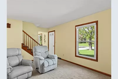 322 Rivermoor Drive, Mogadore, OH 44260 - Photo 4
