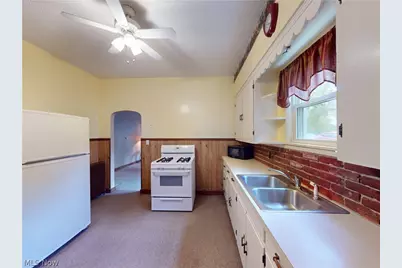320 Ontario Street, Akron, OH 44310 - Photo 8