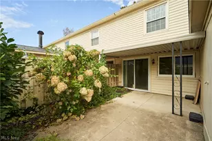 76 Menlo Park Dr, Akron, OH 44313 - Photo 12