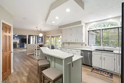 9020 Humberside Avenue NW, North Canton, OH 44720 - Photo 8