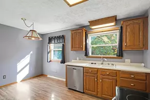 1718 Woodlawn Ave NW, Canton, OH 44708 - Photo 4