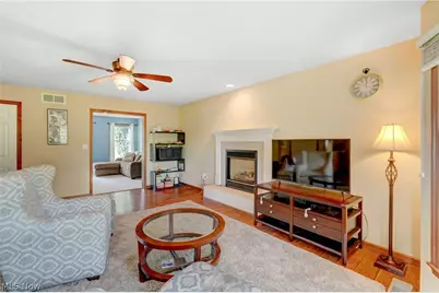 720 Tracht Meadows Drive, Huron, OH 44839 - Photo 10