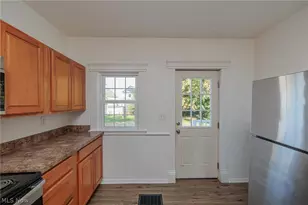 655 E Erie Ave, Lorain, OH 44052 - Photo 18