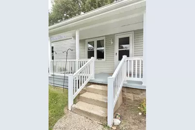 139 S Moravian Avenue, Gnadenhutten, OH 44629 - Photo 8