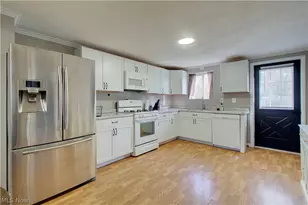 414 Cole Ave SE, Canton, OH 44707 - Photo 12