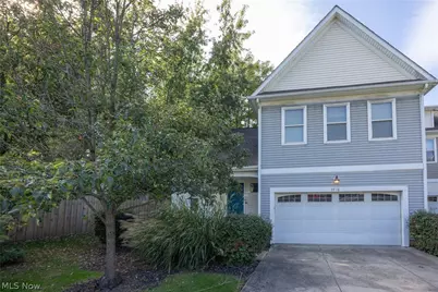 3718 Minster Court, Loveland, OH 44105 - Photo 2