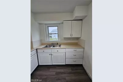 1187 Triplett Boulevard, Akron, OH 44306 - Photo 2