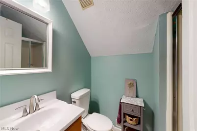 8785 Eastbrook Circle, Chagrin Falls, OH 44023 - Photo 28