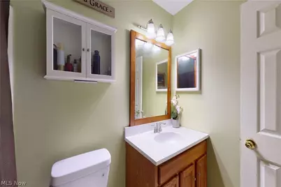 8785 Eastbrook Circle, Chagrin Falls, OH 44023 - Photo 18