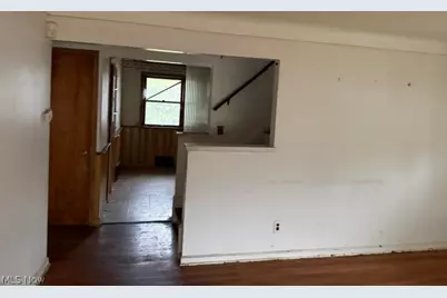 3989 Jo Ann Drive, Loveland, OH 44122 - Photo 6