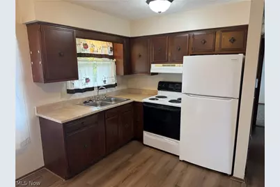 1645-1647 Normandy, Wooster, OH 44691 - Photo 4