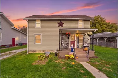 235 E Lincoln Street, New Lexington, OH 43764 - Photo 1