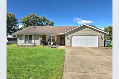 6215 Southview Drive, Nashport, OH 43830 - Photo 1