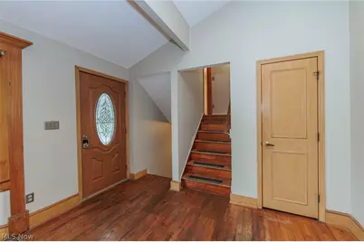 916 West Drive, Sheffield Lake, OH 44054 - Photo 6
