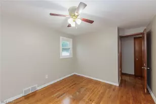 916 West Dr, Sheffield Lake, OH 44054 - Photo 28
