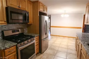 315 Noble Pl, Massillon, OH 44647 - Photo 4