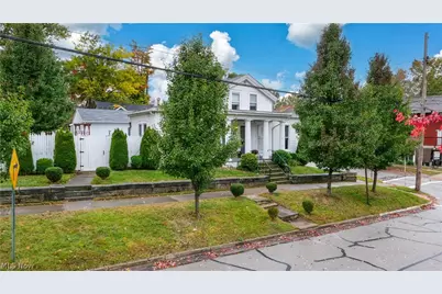 131 N Walnut Street, Ravenna, OH 44266 - Photo 2