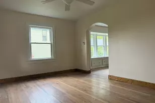 2825 S Main St, Akron, OH 44319 - Photo 6