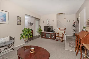 1393 Munroe Falls Ave, Cuyahoga Falls, OH 44221 - Photo 4