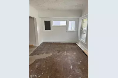 517 E 107th Street, Loveland, OH 44108 - Photo 6