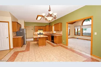 835 Lehigh Avenue, Cuyahoga Falls, OH 44221 - Photo 10