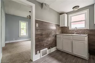 904 Work Dr, Akron, OH 44320 - Photo 14