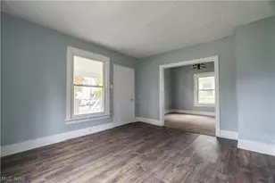 904 Work Dr, Akron, OH 44320 - Photo 8