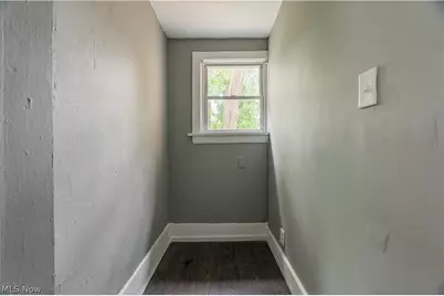 904 Work Drive, Akron, OH 44320 - Photo 16