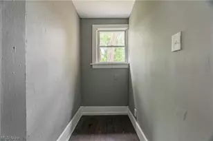 904 Work Dr, Akron, OH 44320 - Photo 16
