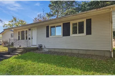 2205 Alden Avenue NW, Massillon, OH 44647 - Photo 2