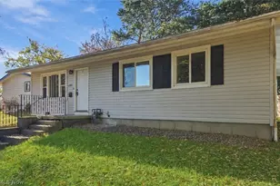 2205 Alden Ave NW, Massillon, OH 44647 - Photo 2