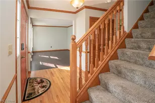 498 Herbert Rd, Akron, OH 44312 - Photo 4