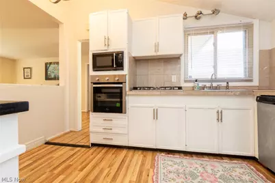 3129 Warrensville Center Road, Huber Heights, OH 44122 - Photo 12