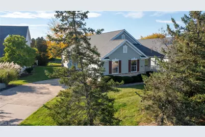 10258 Mayapple Place, Grandview Heights, OH 44147 - Photo 2