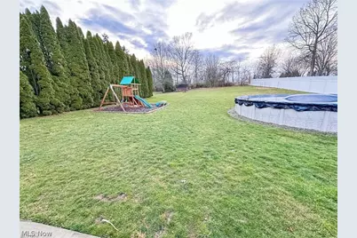 3874 April Drive, Uniontown, OH 44685 - Photo 6