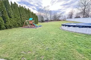 3874 April Dr, Uniontown, OH 44685 - Photo 6