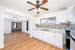 260 E York St, Akron, OH 44310 - Photo 18