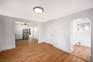 260 E York St, Akron, OH 44310 - Photo 14