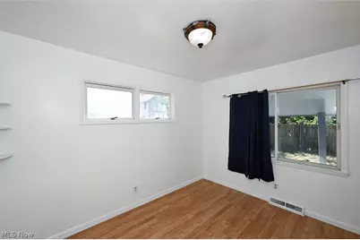 260 E York Street, Akron, OH 44310 - Photo 24