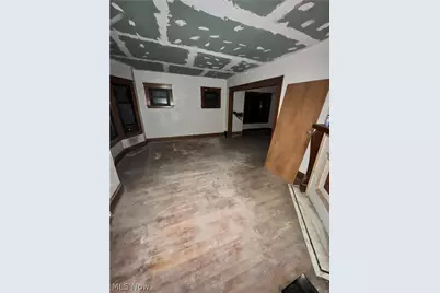 712 E 133rd Street, Loveland, OH 44110 - Photo 2