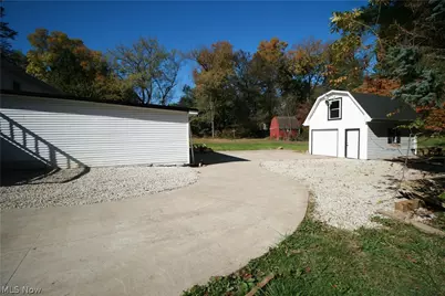 2689 Heckman Road, Green, OH 44685 - Photo 36