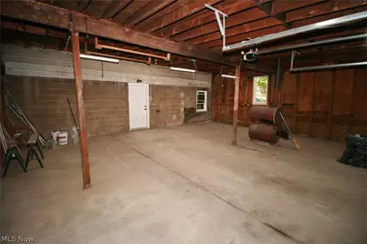 2689 Heckman Road, Green, OH 44685 - Photo 34