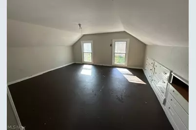 7507 Batavia Avenue, Loveland, OH 44105 - Photo 14