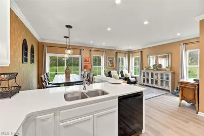 1055 Meadow Run, Copley, OH 44321 - Photo 8