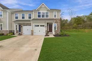 1055 Meadow Run, Copley, OH 44321 - Photo 2