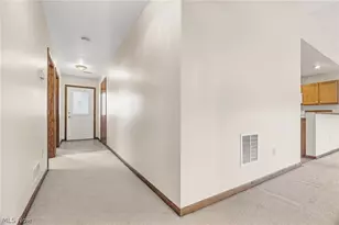 2806 Marsh Ave NW, Canton, OH 44708 - Photo 6